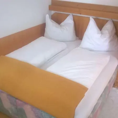 Gaesteappartement Erlbacher Richard Apartament